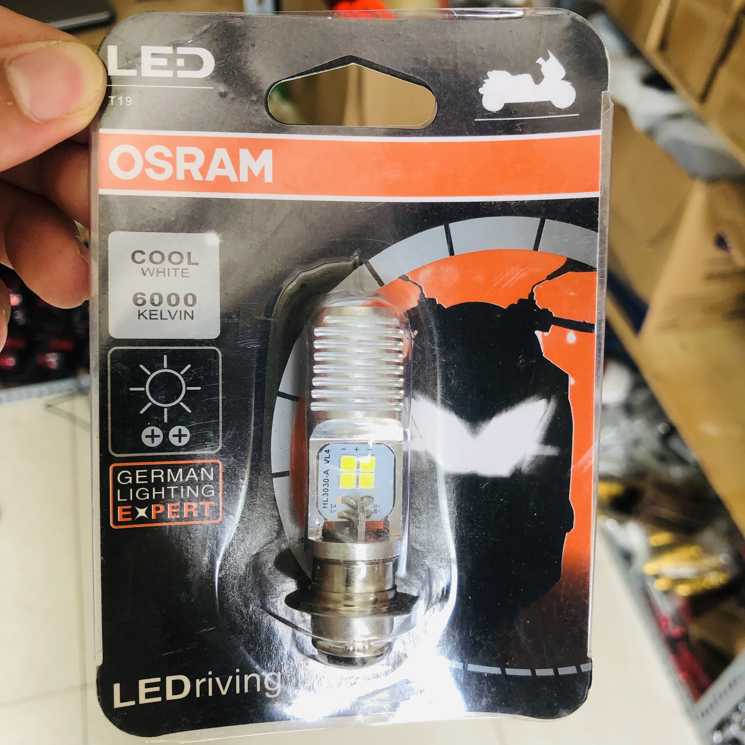 Đèn Pha Led Xe Máy Siêu Sáng 12 OSRAM tim( 1 bóng )