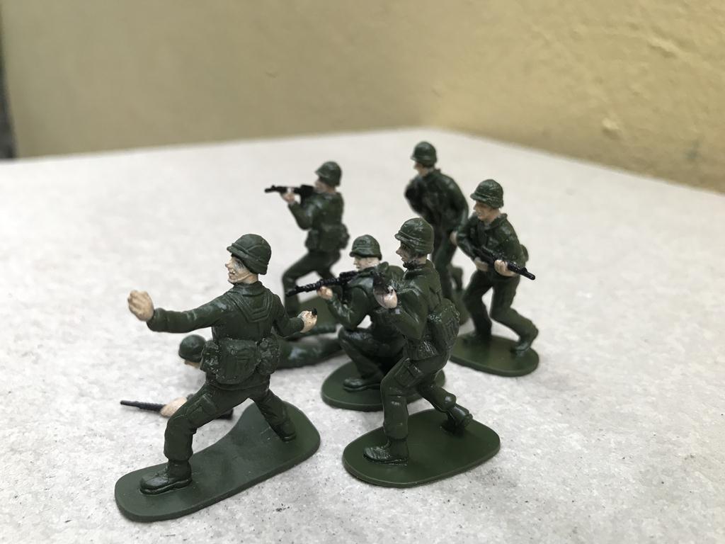 Mô hình Nhân vật người lính 1:43