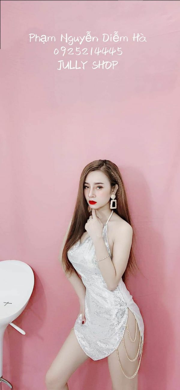Đầm body kim sa phối xích hông
