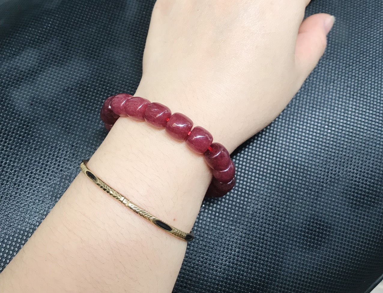 Vòng tay lu thống đá thạch anh dâu tây