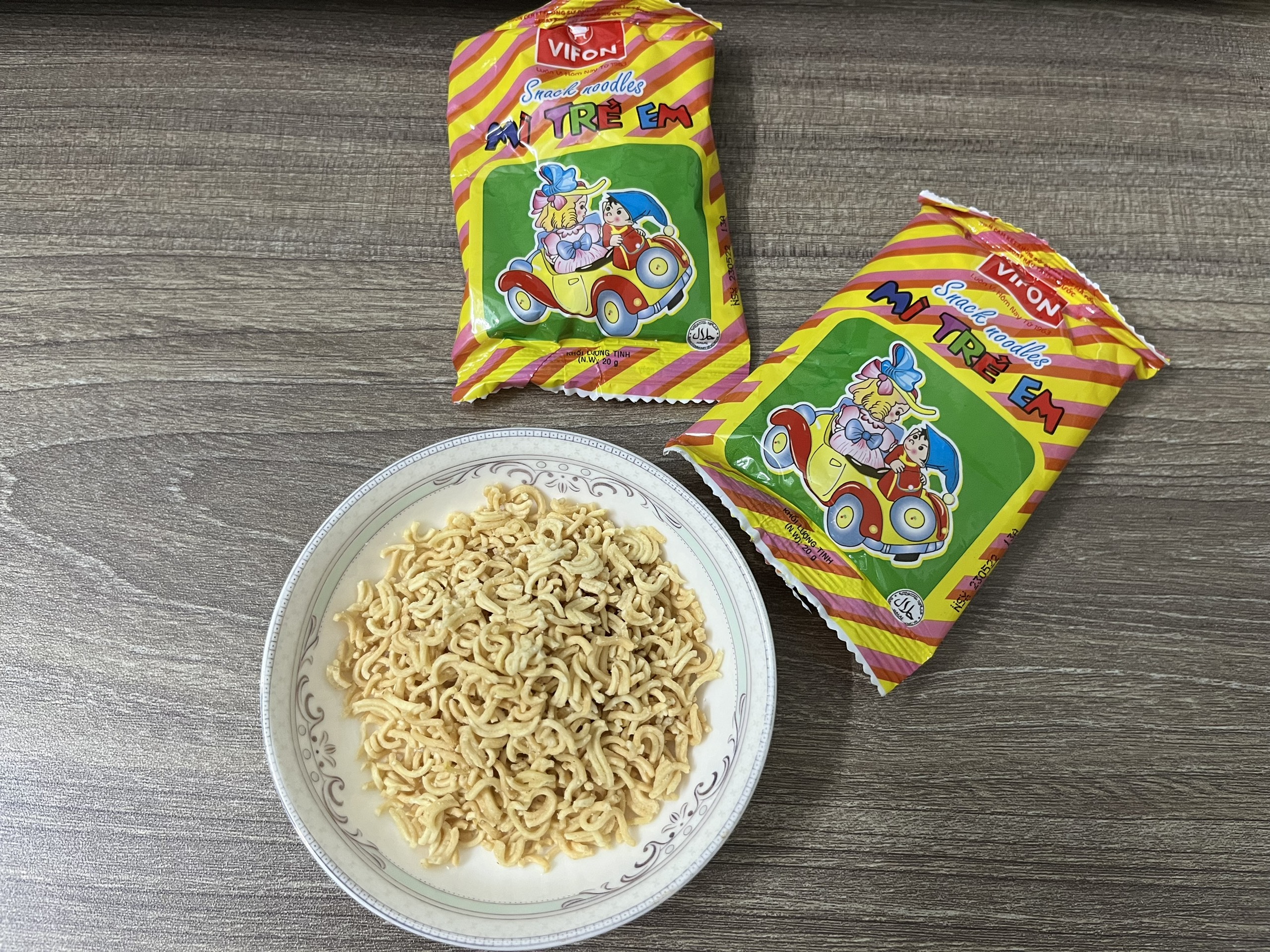 Mì trẻ em Vifon (Sack noodles) 50 gói×20g (Tặng 5 gói)