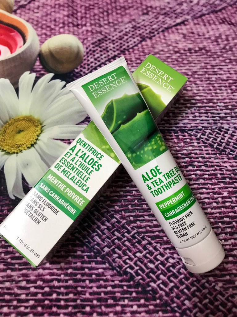 KEM ĐÁNH RĂNG BAKING SODA DESERT ESSENCE (NHIỀU VỊ)