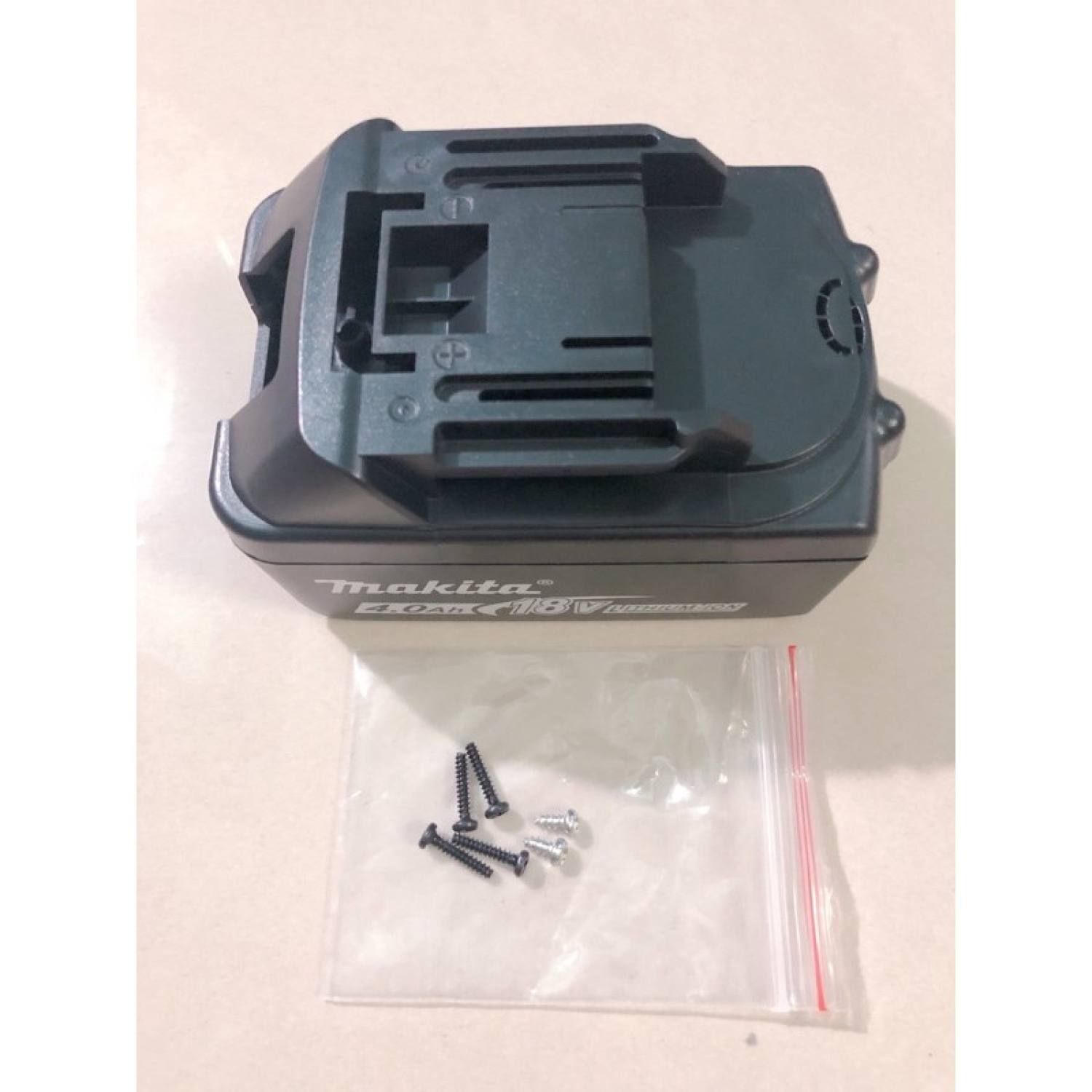Vỏ pin 2 hàng makita 4.0A 18v