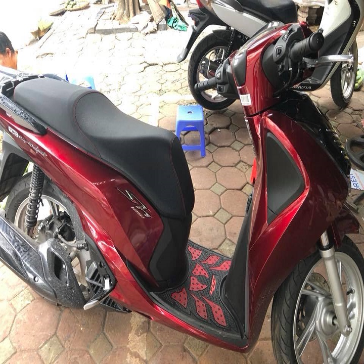 Vỏ bọc yên SH chỉ đỏ ,xe 2018 TRỞ VỀ TRƯỚC