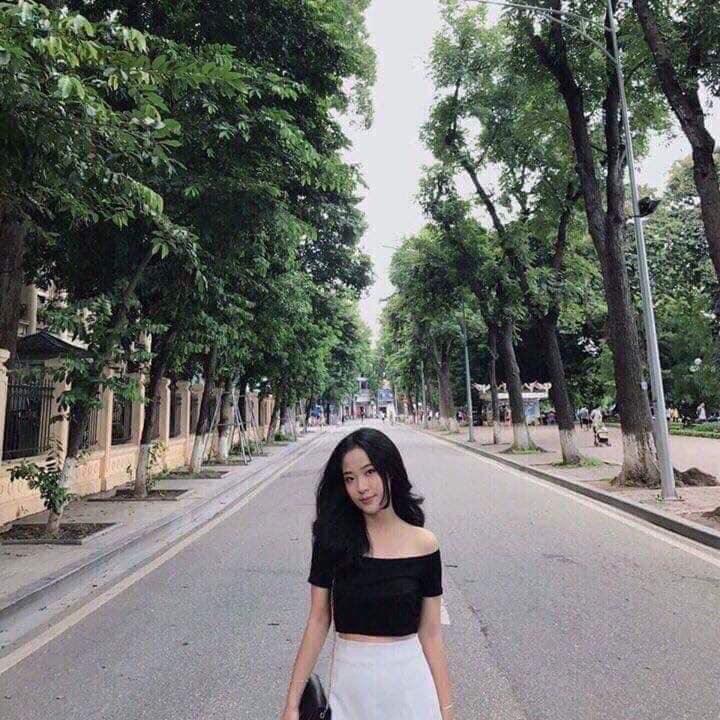 Croptop Trễ Vai phong cách mới ( có 2 màu )