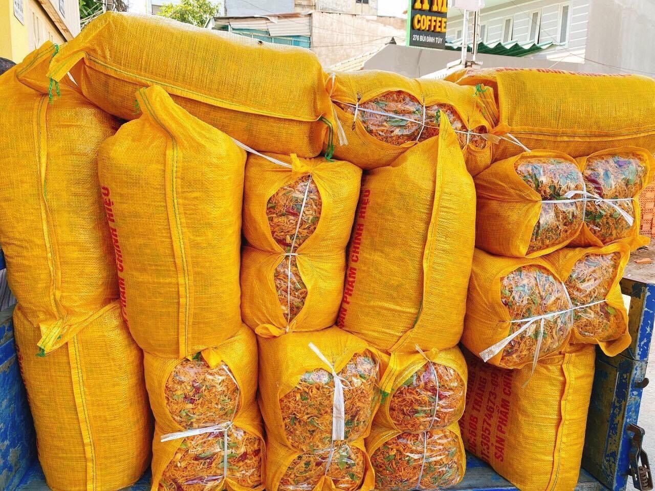 500G Khô Gà Lá Chanh Trai Đẹp