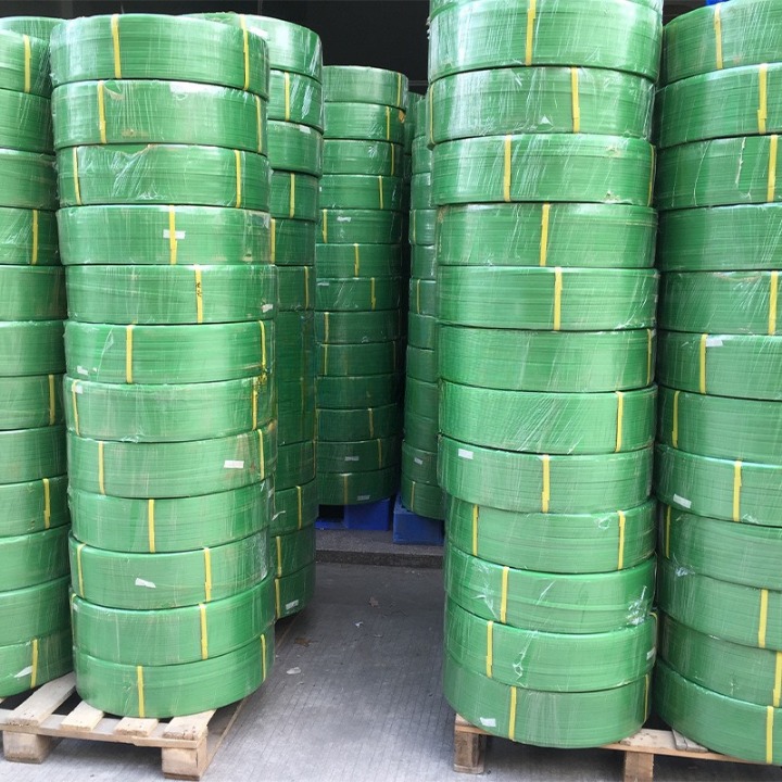 Kìm siết dây đai bao gồm dây , bọ sắt