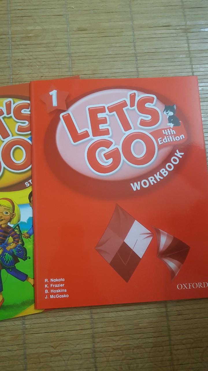 Bộ Let's go 1 bản 4th cho bé ( bộ 2 cuốn SB + WB)