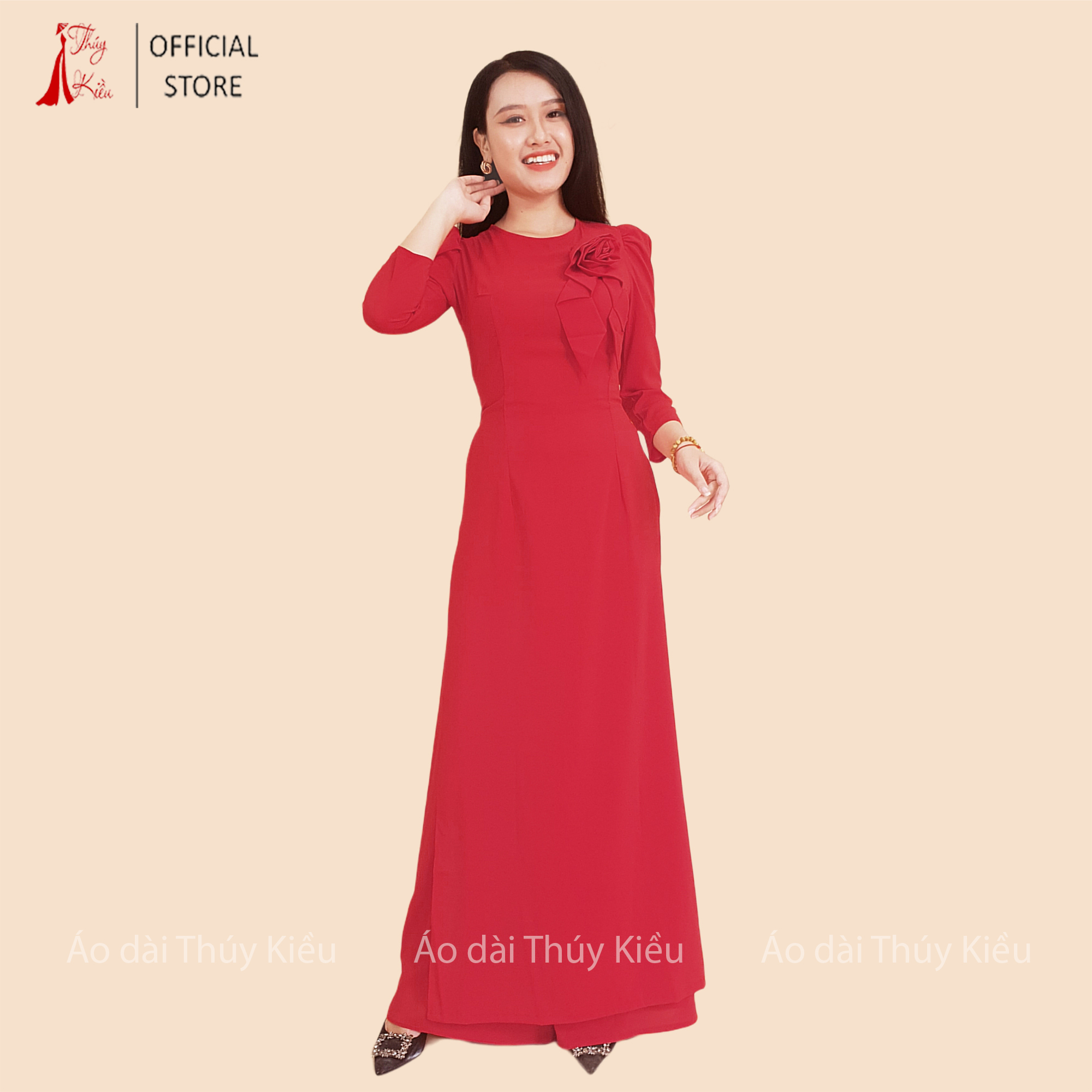 Áo dài trơn lụa Nhật cổ tròn màu đỏ tay bồng A03