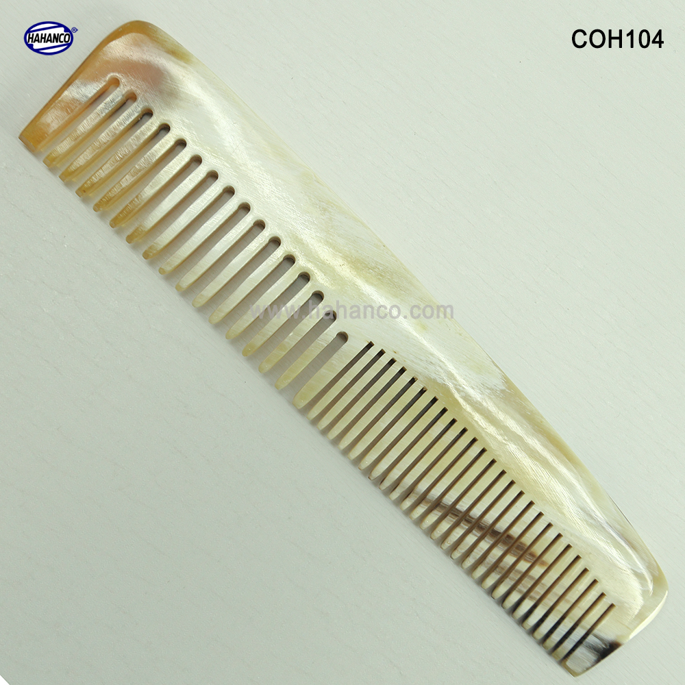 Horn Comb