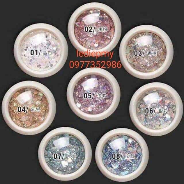 Nhũ kim tuyến hình đẹp mịn rắc trang trí móng nail cực đẹp. Chất liệu nhũ mịn lấp lánh đa dạng màu sắc