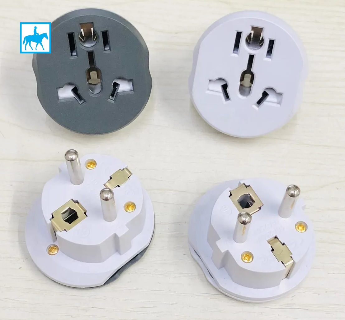 Phích cắm chuyển đổi ổ cắm chia 3 2200w sopoka