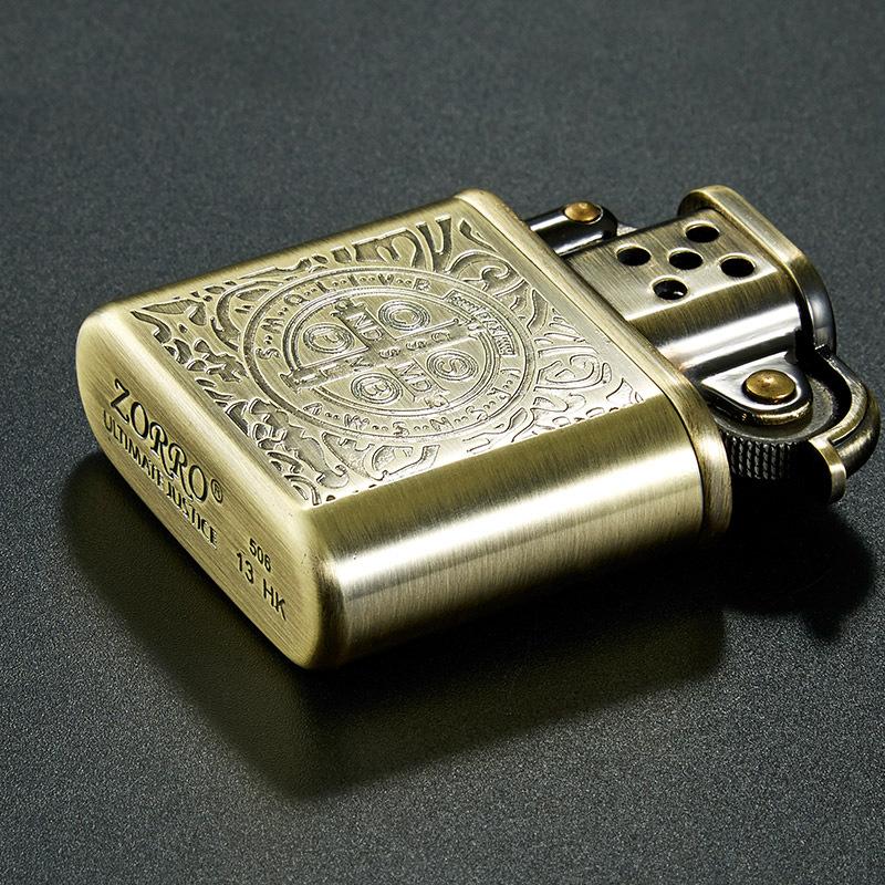 Bật lửa xăng đá constantine Zorro Z506-619B ( Không Xăng)