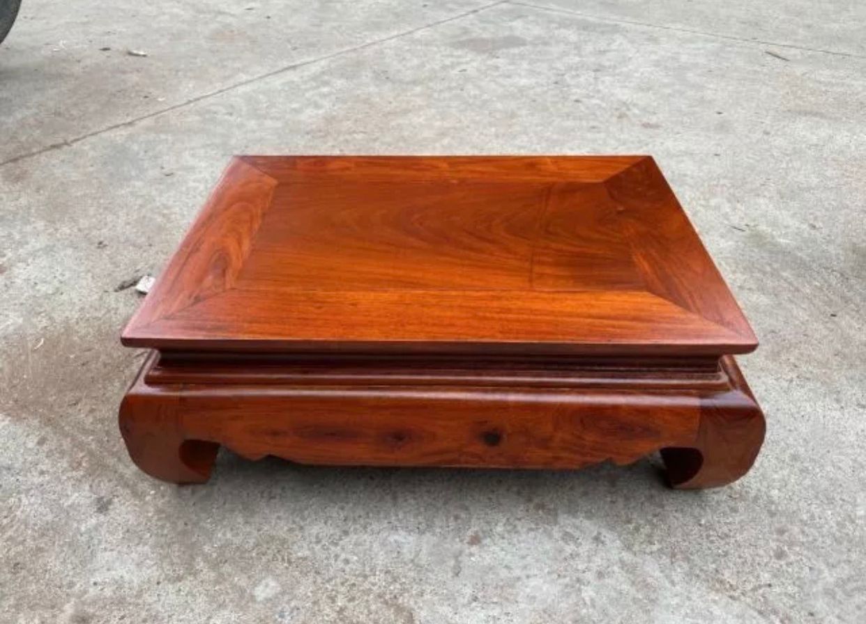 Đôn gỗ hương 30*40cm mầu đỏ