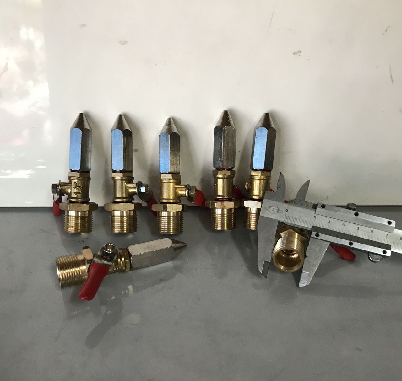 [HCM]BÉC RỬA MÁY LẠNH CHỈNH ÁP