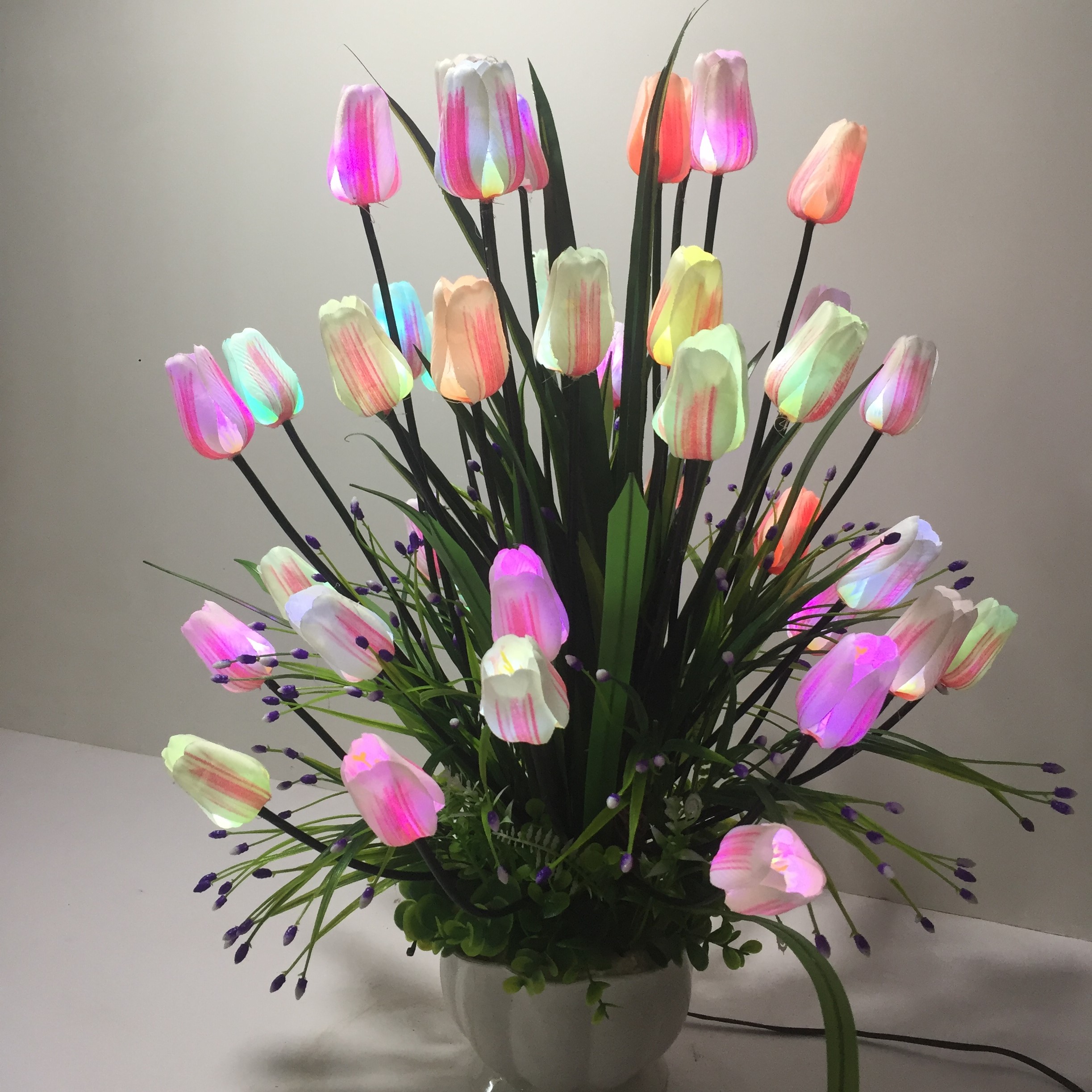 Hoa Tulip Trang Trí - Hoa Tulip Có Đèn (40 bông)