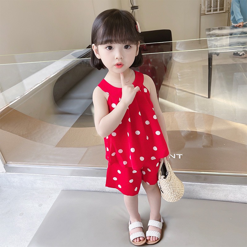 Bộ bé gái chấm bi đỏ sát nách XHN838