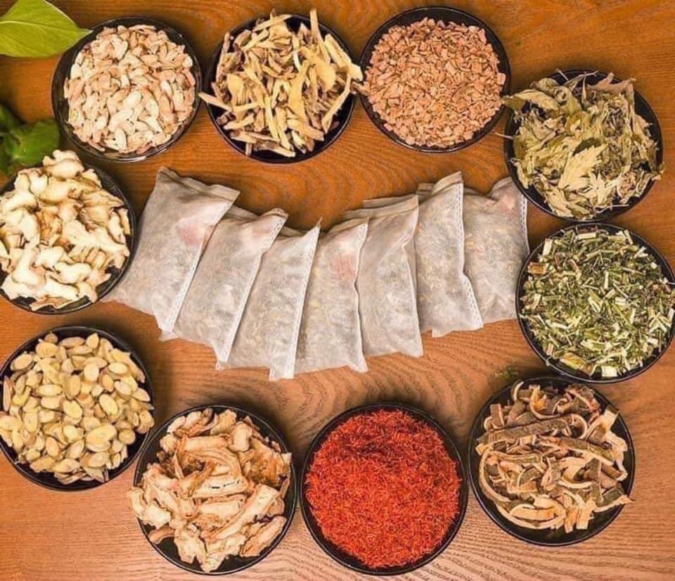 Gói 100 túi ngâm chân thảo dược