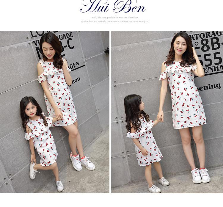 Đầm hở vai mẹ và bé gồm băng đô ( còn size 40 - 44kg)