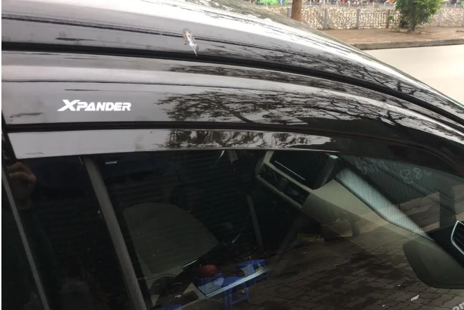 Bộ vè che mưa xe mitsubishi xpander, xpander cross 2019-2022 nhựa đen