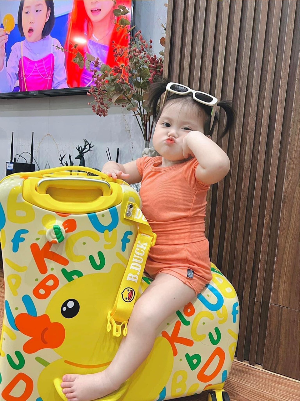 Vali bduck vịt chính hãng siêu kute