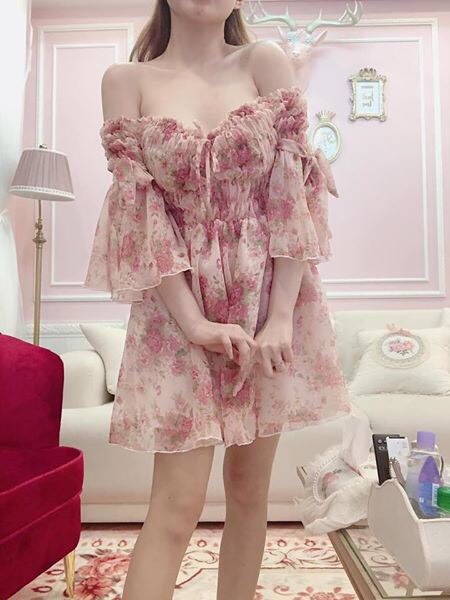 Đầm voan hoa xinh xắn tôn dáng