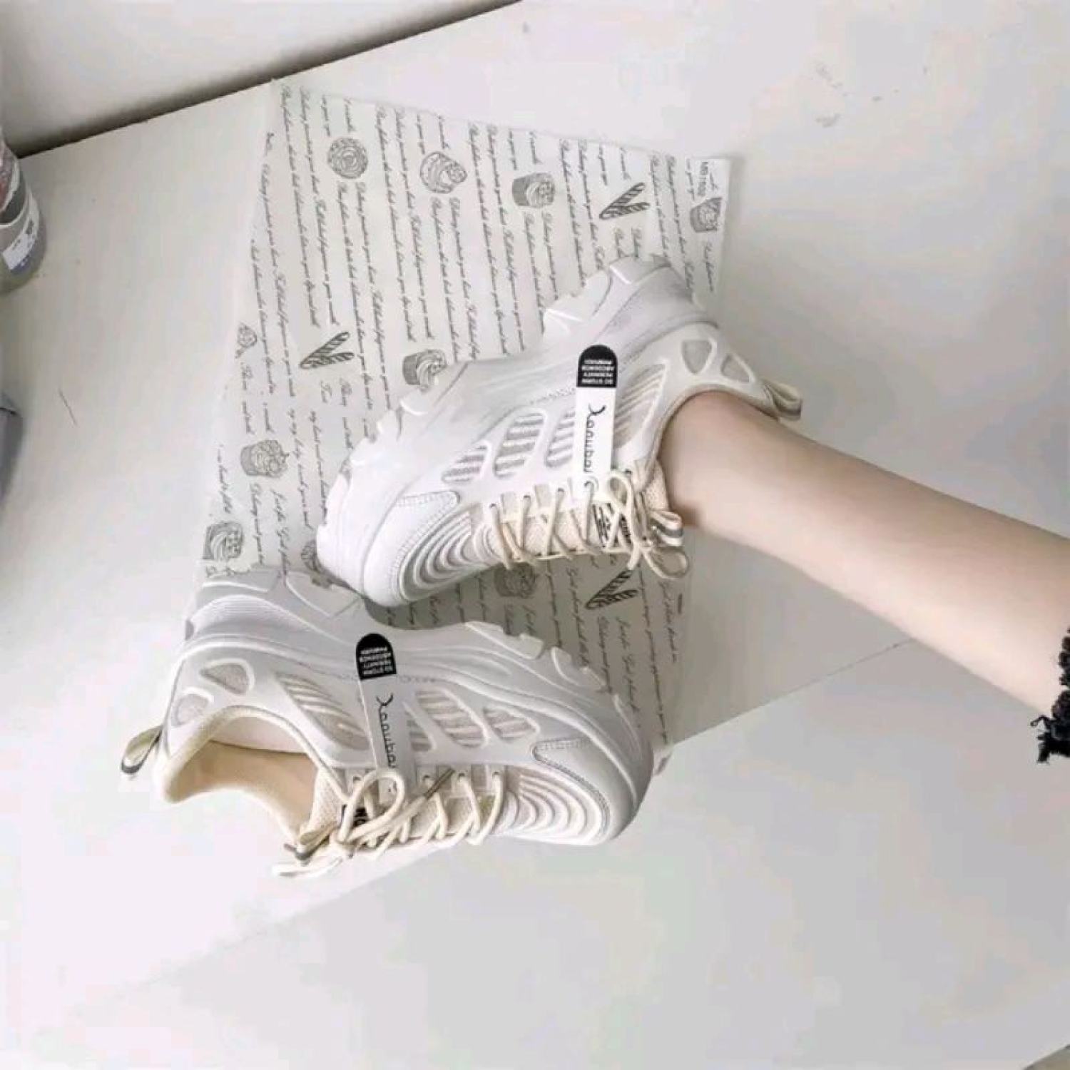 Giày thể thao nữ học sinh độn đế Xuka