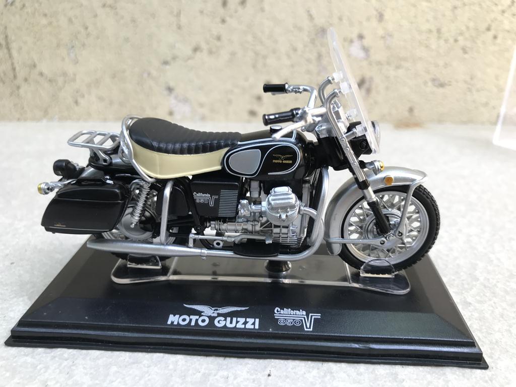[HCM]Mô hình xe mô tô cổ GUZZI CALIFORNIA - 1:22