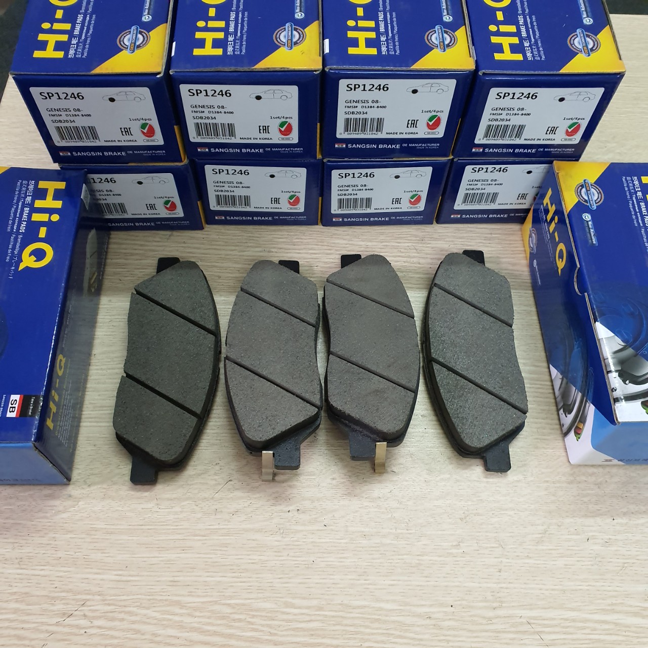 Má phanh trước Hyundai Solati 5810159A10