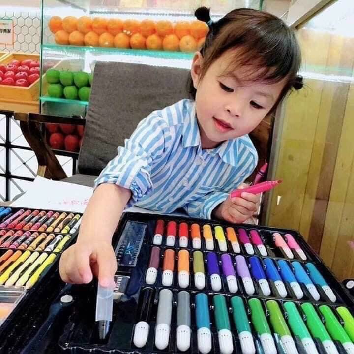 Hộp bút chì màu 150 chi tiết