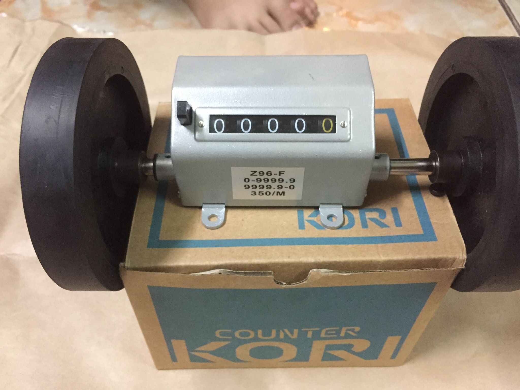 ĐỒNG HỒ ĐO CHIỀU DÀI MÉT VẢI Z96-F(M)