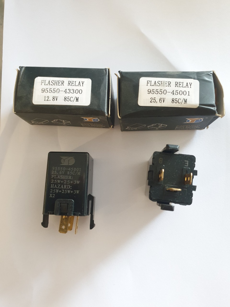 rơ le xi nhan (xinhan) điện 12V - 24V.