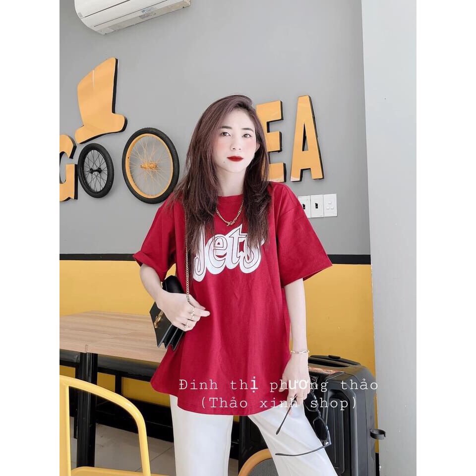 Set áo jets in nổi kèm quần kaki trắng