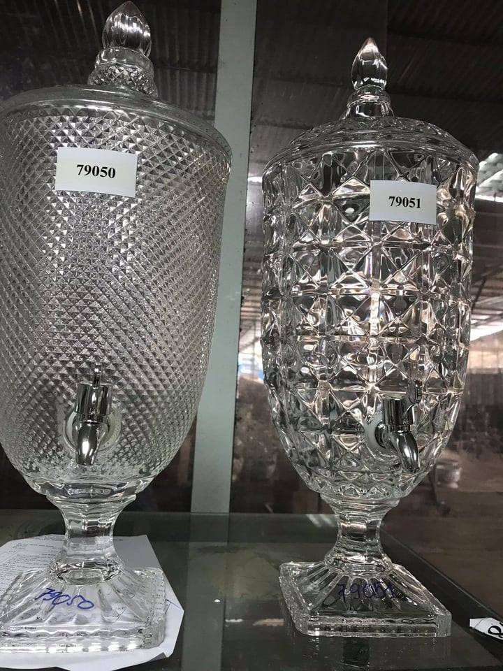 BÌNH THỦY TINH CAO CẤP CÓ VÒI 4.5 LÍT