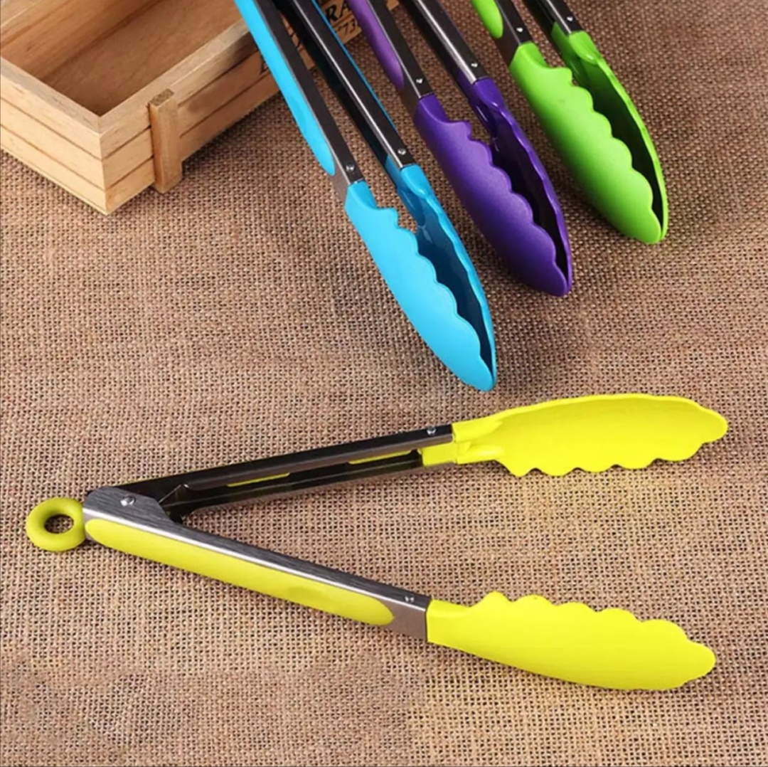 KẸP GẮP THỰC PHẨM SILICON CÁN INOX TIỆN DỤNG ( MÀU NGẪU NHIÊN )