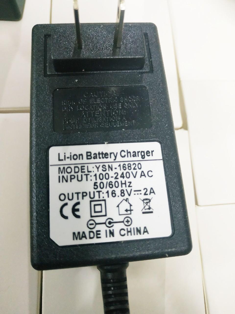 SẠC 4S ADAPTER PIN LITHIUM LION 18650