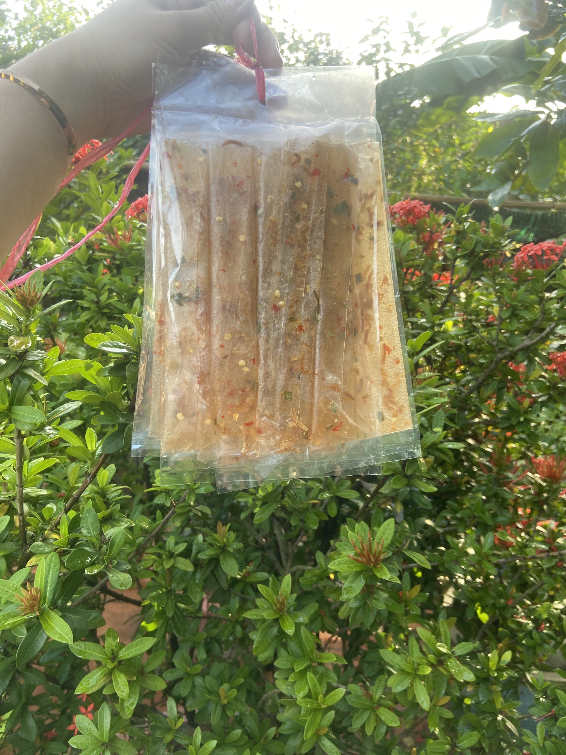 Bánh tráng cuộn hành phi- BÁNH TRÁNG MIMIN