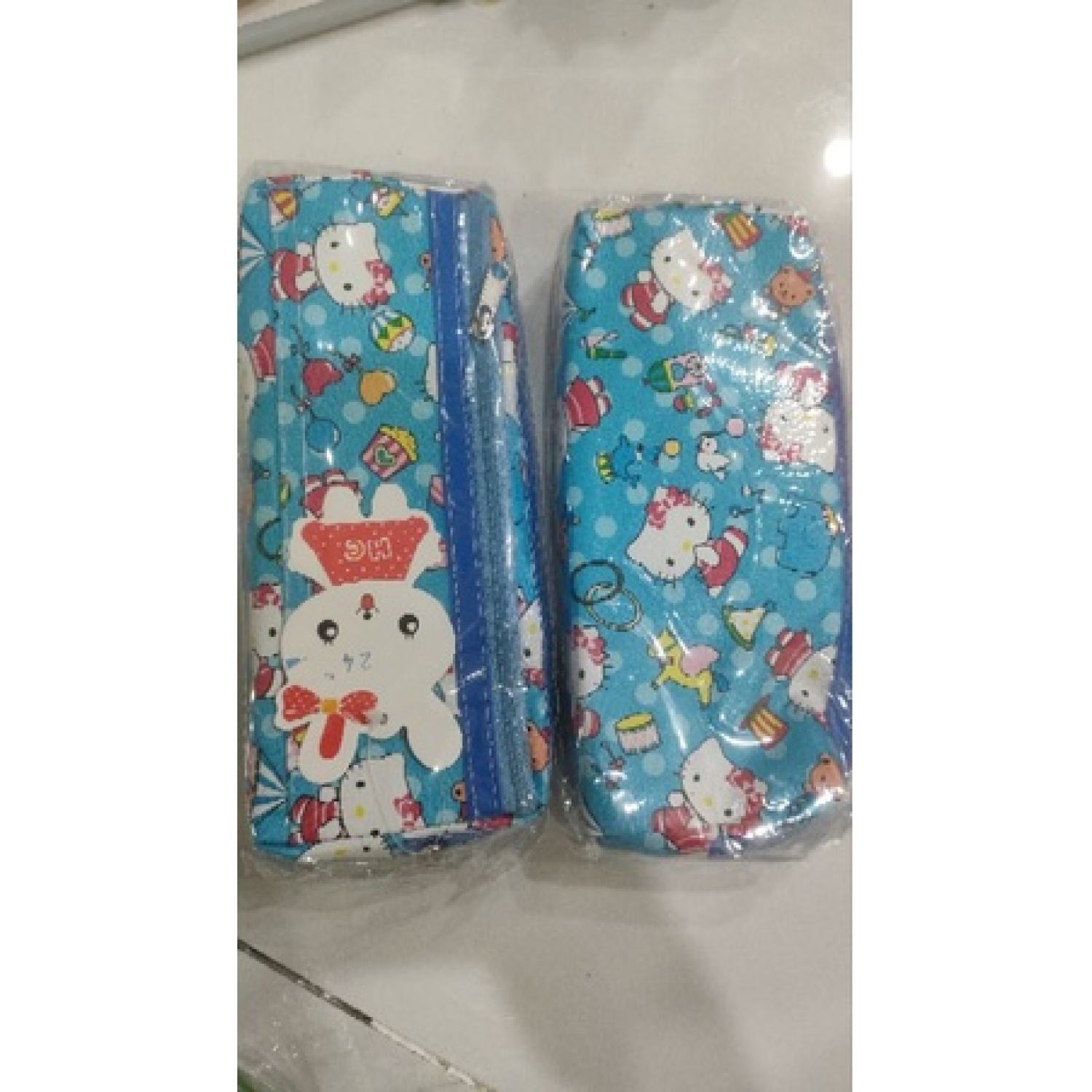 Bóp đựng bút viết Kitty 2 ngăn 18x8