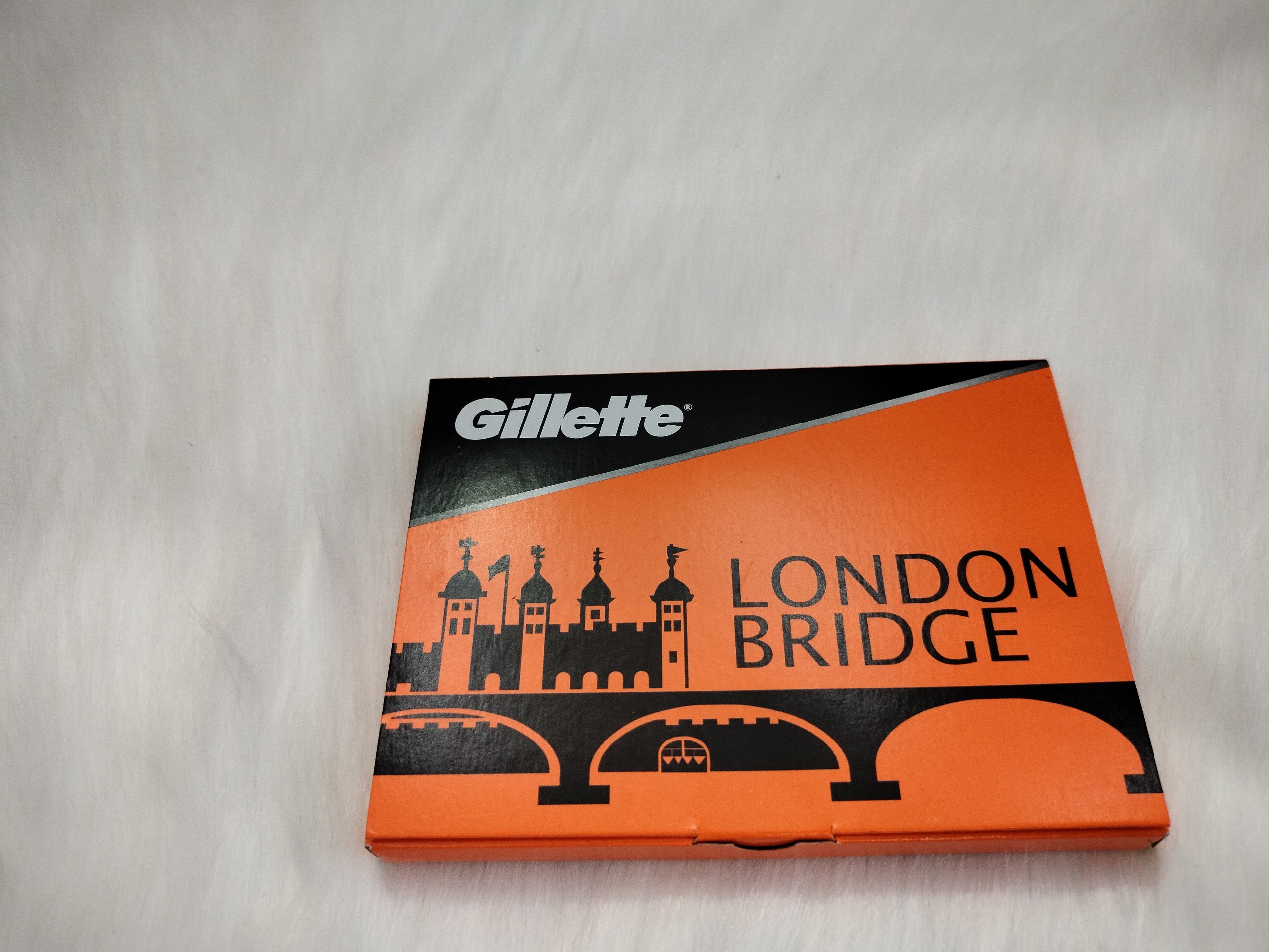 100 Lưỡi lam cạo râu Gillette