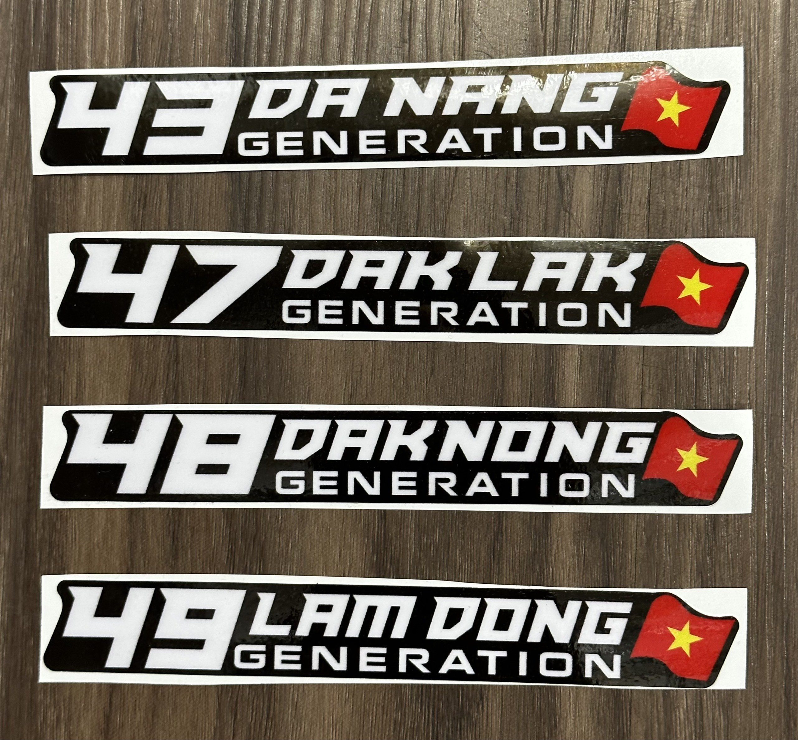 Tem 63 tỉnh thành dán xe máy