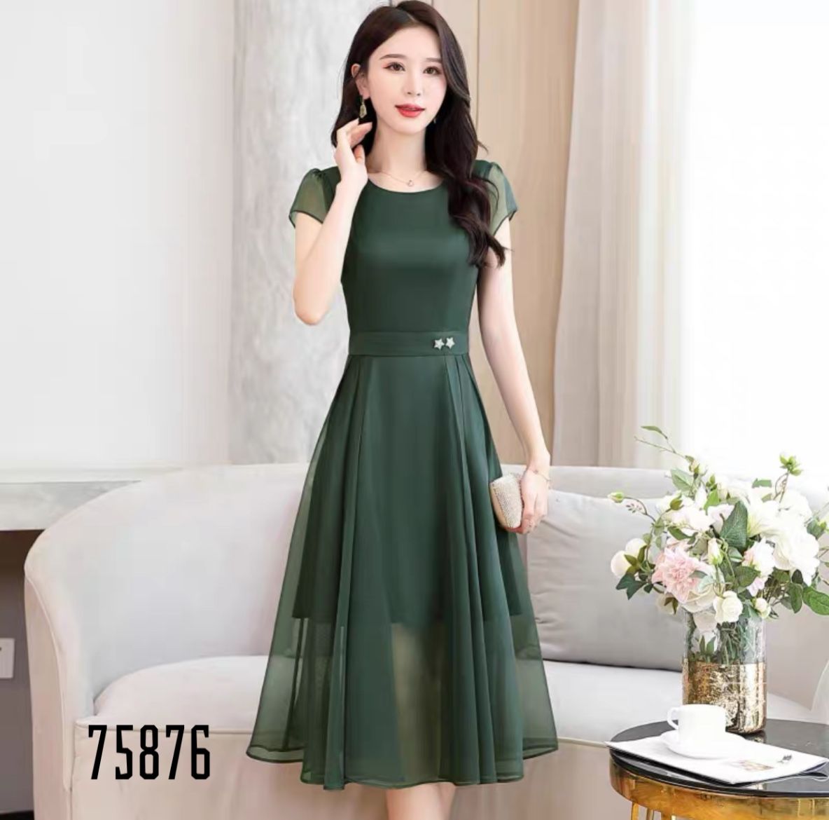Đầm xòe dự tiệc eo đính sao sang trọng