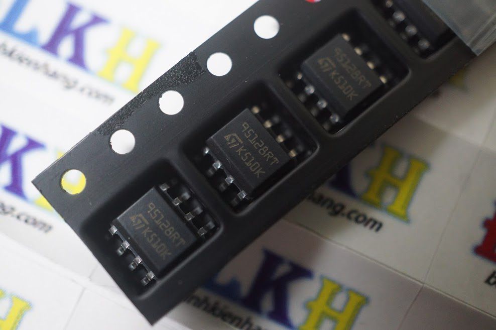 Ic nhớ eeprom 95128rt 95128 sop-8 chính hãng stmicroelectronics
