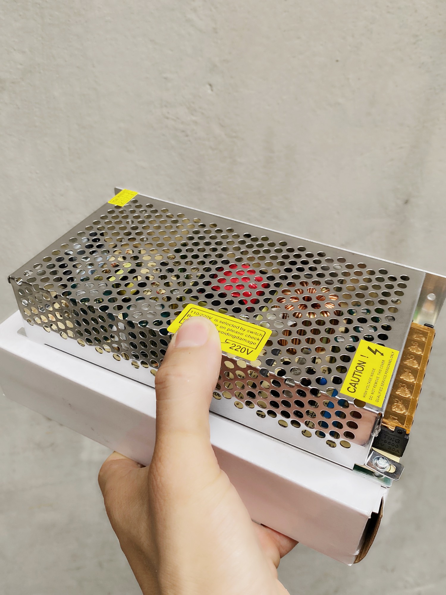 Bộ nguồn 18V 10A hàng cao cấp phân phối