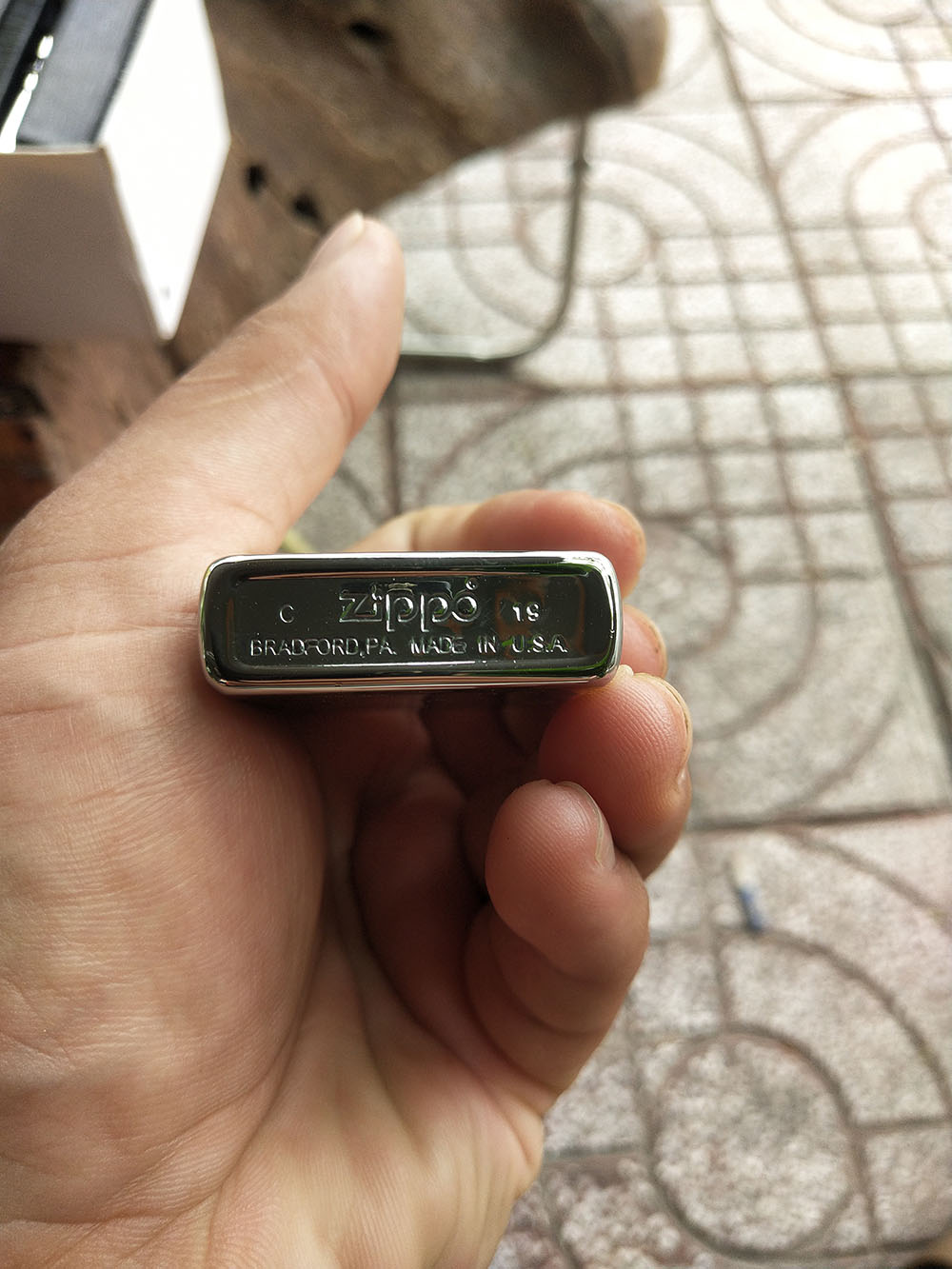 [HCM]Bật Lửa Zippo USA Khắc Logo Hero - Tặng Xăng Đá