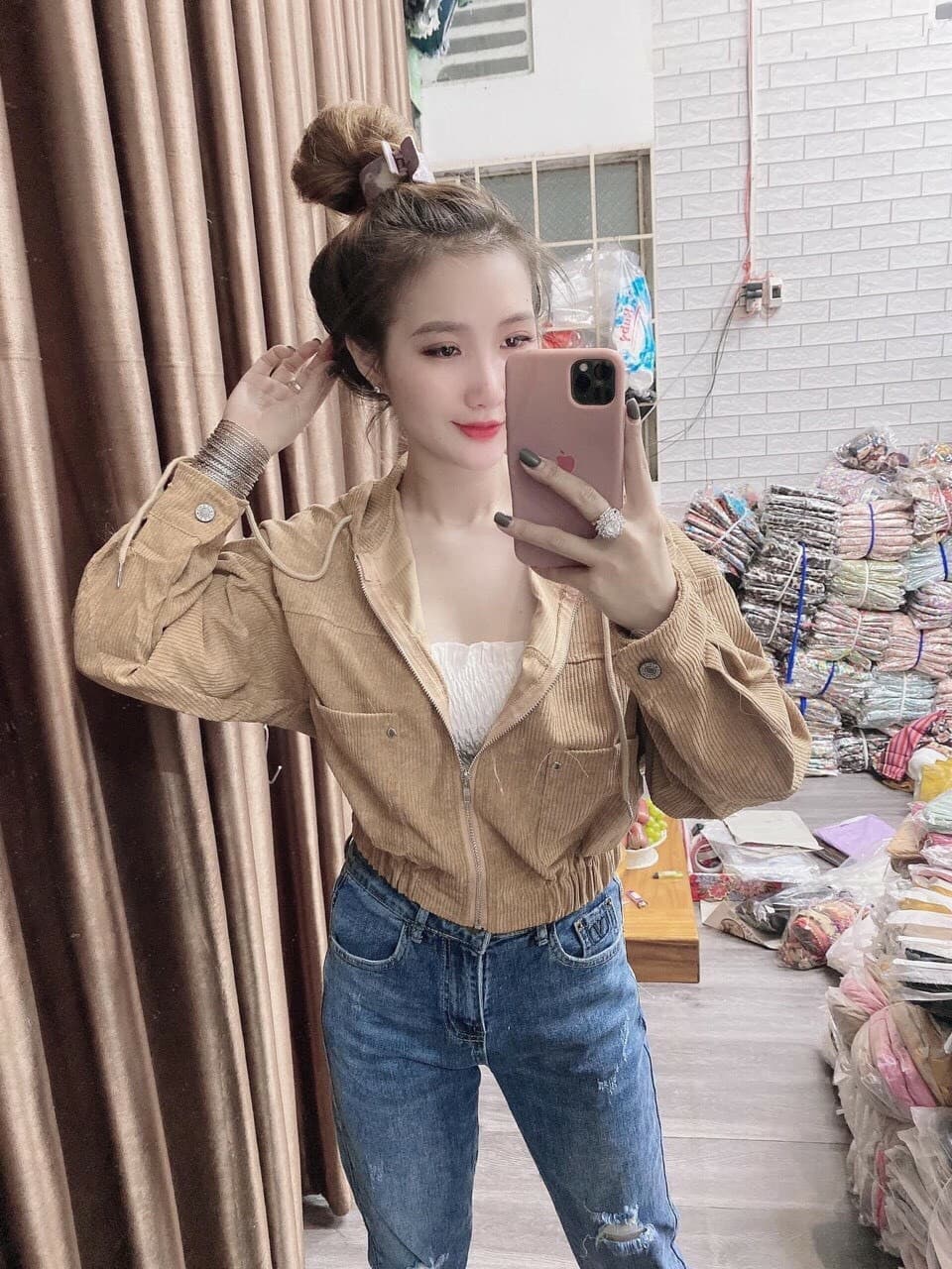 Áo khoác kaki nhung croptop cao cấp phông trơn kết hợp túi hình hộp hợp thời trang