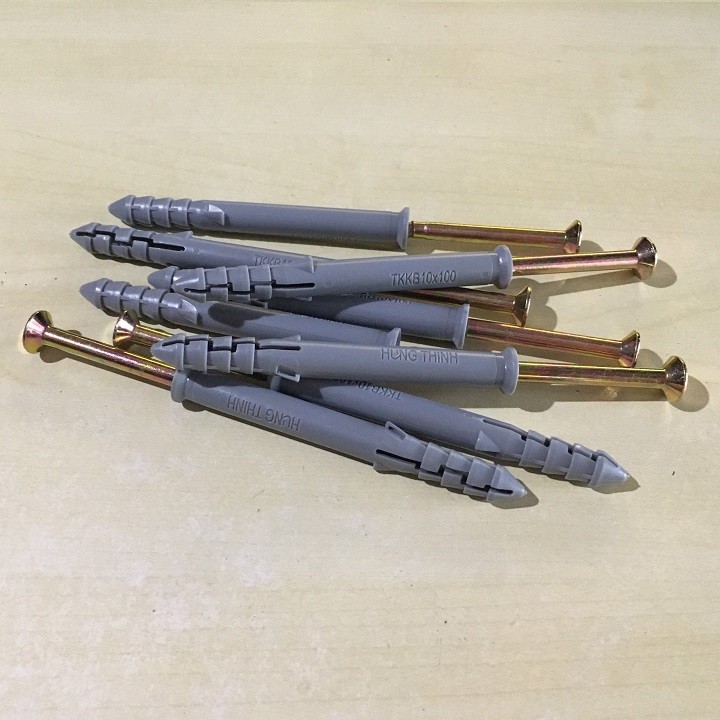 45 - 50 CON VÍT, TẮC KÊ KHUNG BAO