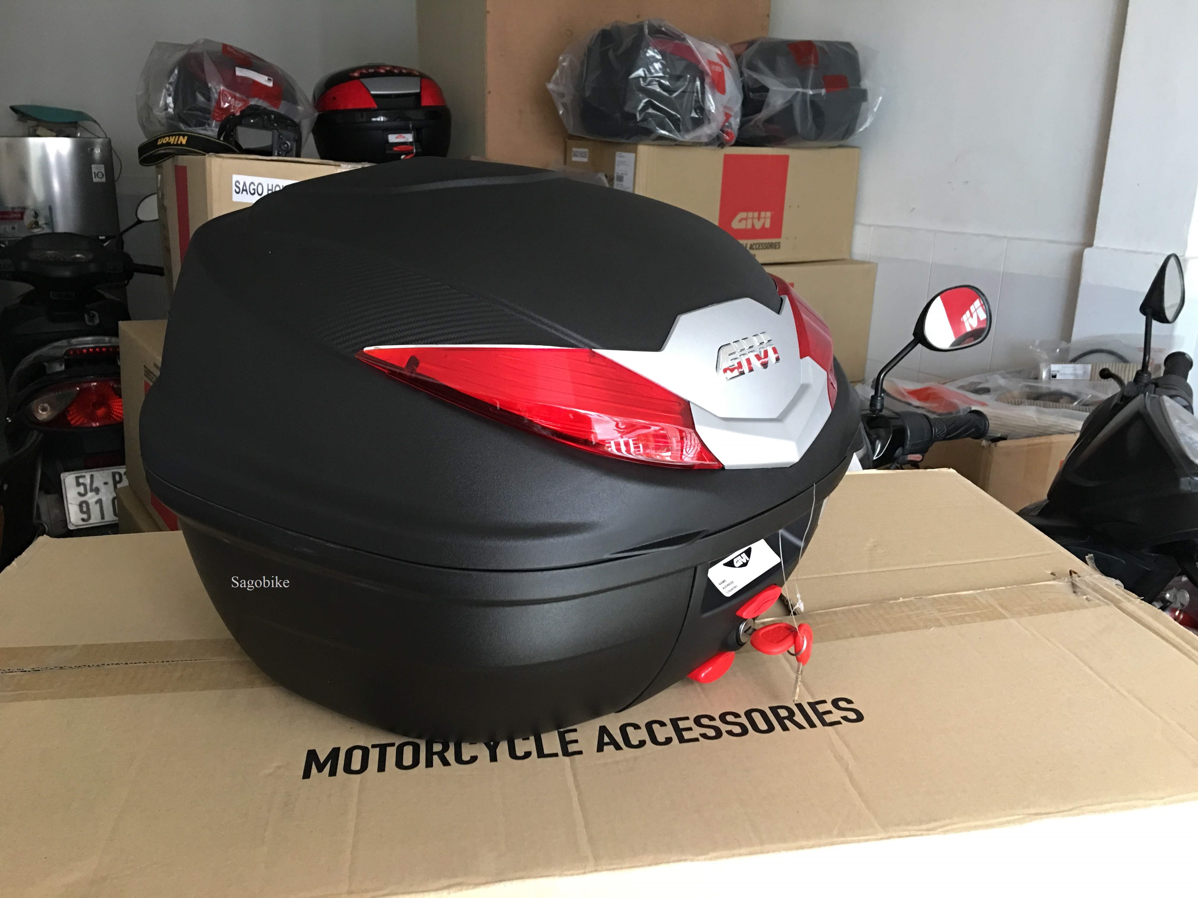 [HCM]Thùng givi B360N 36 lít