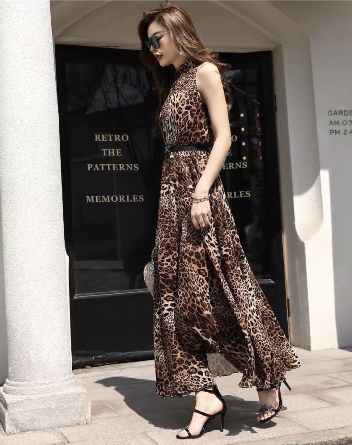 Đầm maxi beo cổ trụ sát nách kèm nịt thời trang