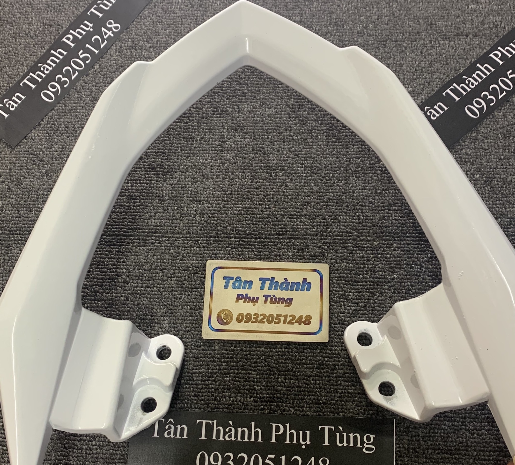 Cảng sau EXciter 135 đời 2011-2014 màu trắng