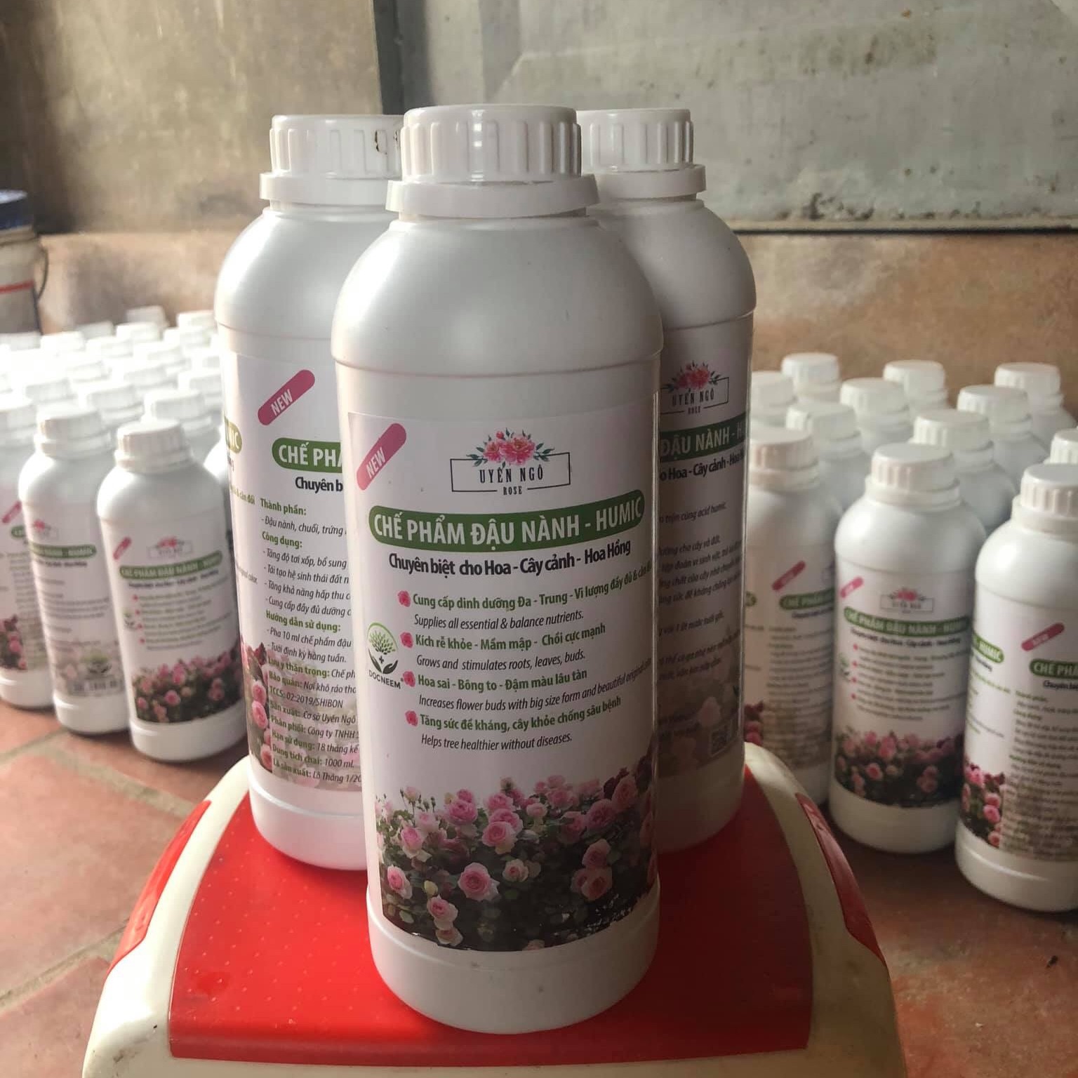 Chế phẩm phân bón đậu nành trứng chuối lên men humic chuyên dành cho hoa đặc biệt hoa hồng của uyên ngô - FREE SHIP TỪ 50K
